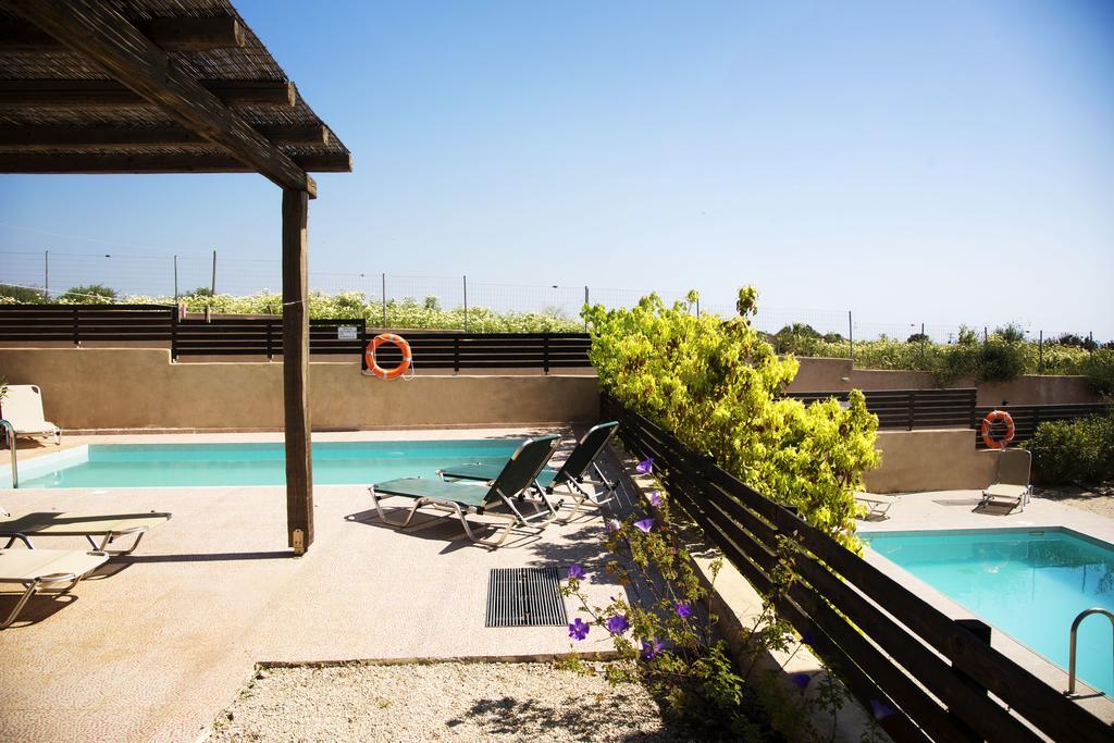 Blue Sky Villas Villa Gennadi