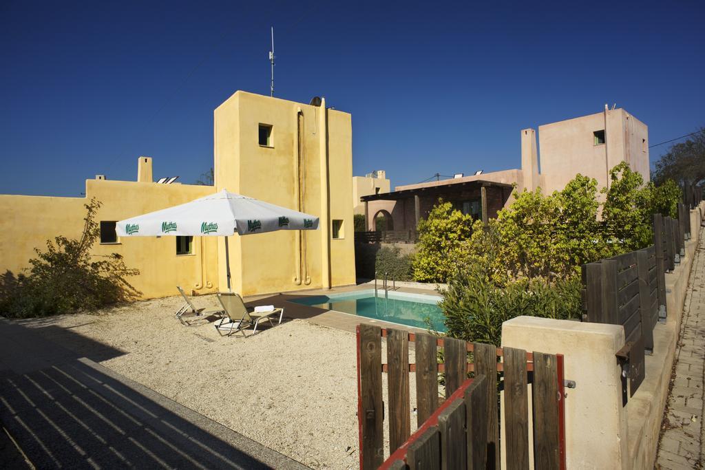 Blue Sky Villas Gennadi